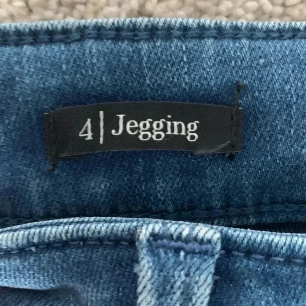 Talbots Jeans Jegging stretchy light wash denim size 4 - Picture 3 of 6